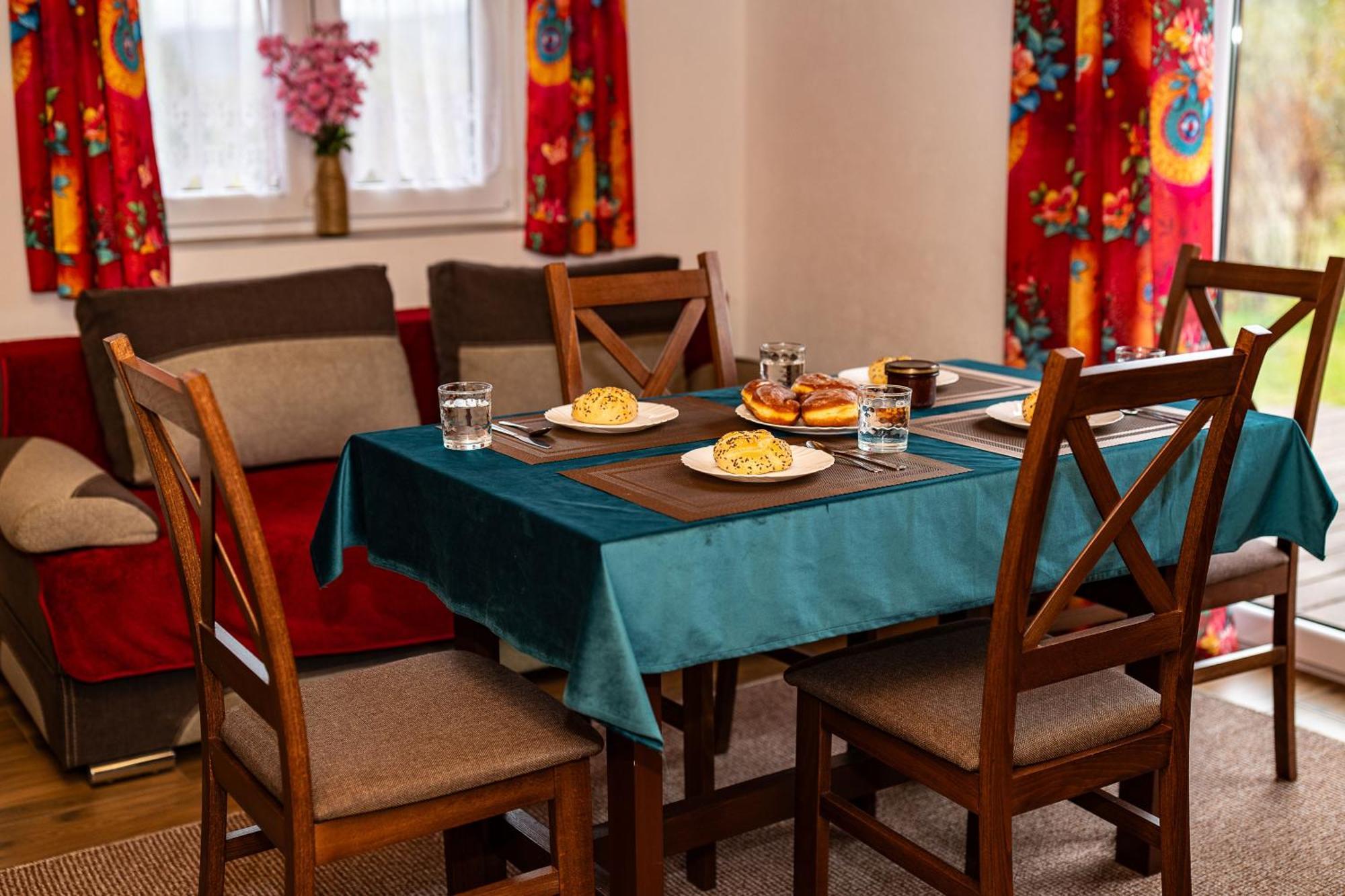 Apartament Bieszczadzkie Brzegi Ustrzyki Dolne Pokój zdjęcie